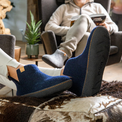 Rabara Wool Felt Slippers Navy Blue