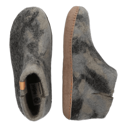 Mula Lungta wool felt slippers black/grey