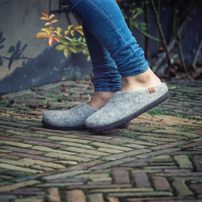 Slipa Wool Felt Slip-on Slippers Marbled Light Grey